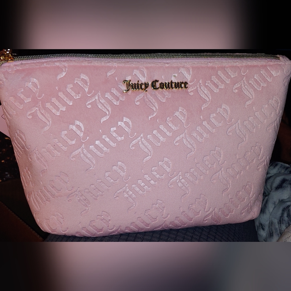🆕Juicy Couture 2 Pc Classic Velour Travel Cosmetic Bag.